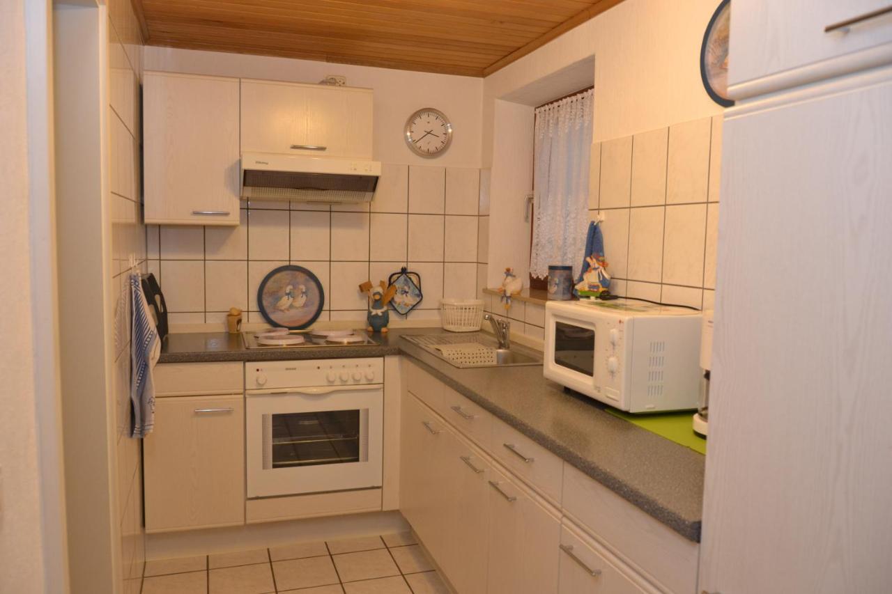 Ferienwohnung Heinen Андернах Екстер'єр фото